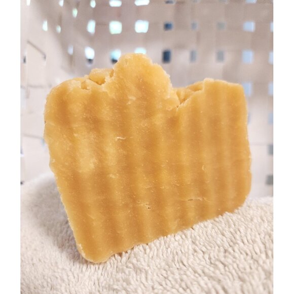 Handmade Lemongrass Coconut Oil Soap: Natural Vegan Skincare - Picture 1 of 10